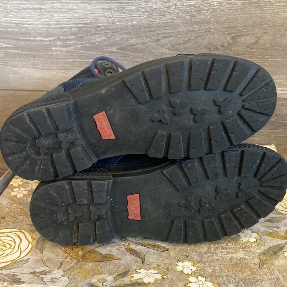 Levi’s Dayton Denim Lace Up Boots - Picture 9 of 12